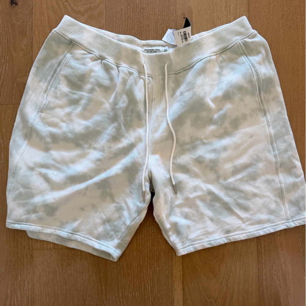 Abercrombie & Fitch White and Gray Shorts